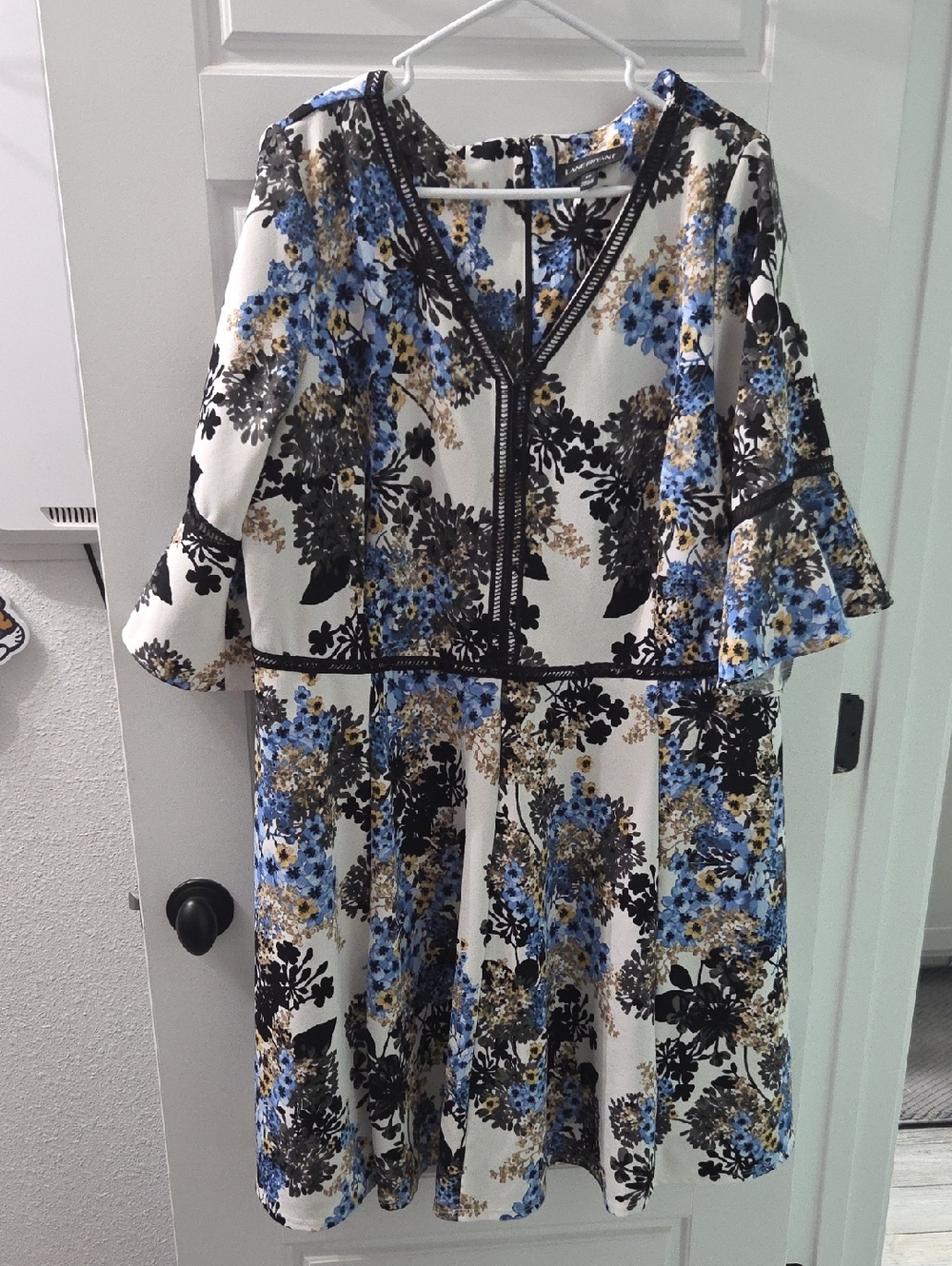 Floral V-Neck A-Line Dress in Blue and Black